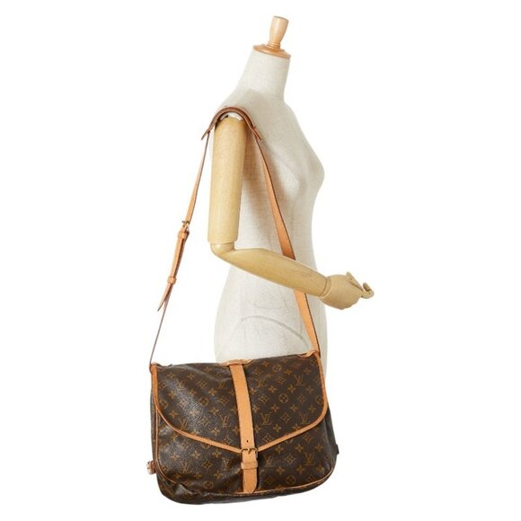 LOUIS VUITTON Brown Monogram Leather Shoulder Bag - Picture 13 of 13